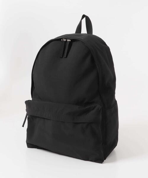 URBAN RESEARCH DOORS（アーバンリサーチドアーズ）の「ウォッシャブルマルチ収納リュック（バックパック/リュック・レディース・チャコールグレー/ブラック・ONE）」の4枚目の写真