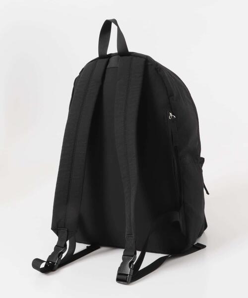 URBAN RESEARCH DOORS（アーバンリサーチドアーズ）の「ウォッシャブルマルチ収納リュック（バックパック/リュック・レディース・チャコールグレー/ブラック・ONE）」の3枚目の写真