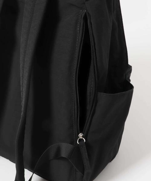 URBAN RESEARCH DOORS（アーバンリサーチドアーズ）の「ウォッシャブルマルチ収納リュック（バックパック/リュック・レディース・チャコールグレー/ブラック・ONE）」の13枚目の写真