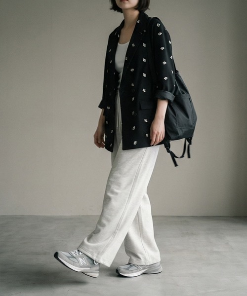 STYLE DELI(スタイルデリ)の「【BLK001】花柄刺繍ツイルテーラードジャケット(テーラードジャケット・レディース・グリーン/グレー/ブラック・FREE)」の5枚目の写真
