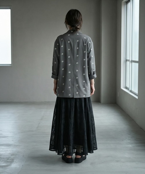 STYLE DELI(スタイルデリ)の「【BLK001】花柄刺繍ツイルテーラードジャケット(テーラードジャケット・レディース・グリーン/グレー/ブラック・FREE)」の9枚目の写真