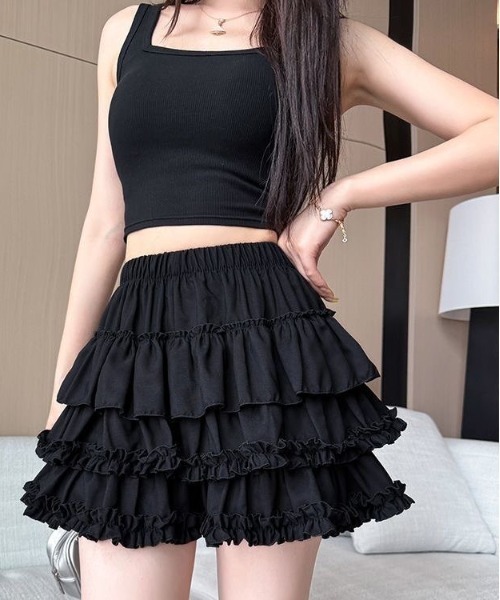 Beststore(ベストストア)の「【美脚見え】ボリュームフリル ミニスカート 裏地パンツ付き 地雷系 量産系 Y2K(スカート・レディース・ホワイト/グレー系1/グレー/アイボリー/ブラック/グレー系2・FREE)」の7枚目の写真