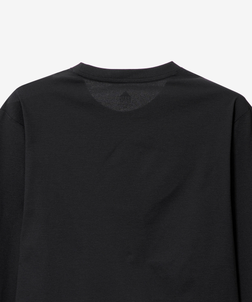 BASIC HOUSE（ベーシックハウス）の「通気性ソロナレギュラーフィットラウンドネック無地長袖Tシャツブラック（Tシャツ/カットソー・メンズ・ブラック・100/105/110/115/95）」の14枚目の写真