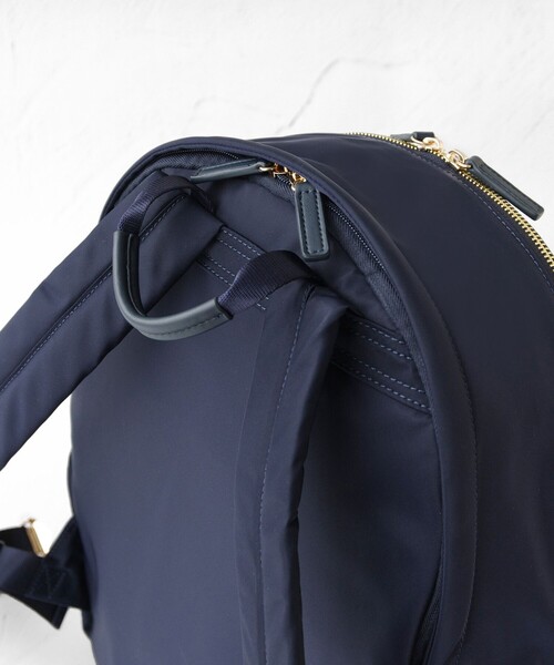 TOCCA(トッカ)の「OUVRIR BACKPACK バックパック(バックパック/リュック・レディース・ライトグレー系/ネイビー系/ブラック系・F)」の13枚目の写真