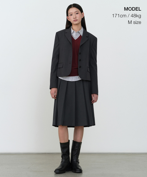 MUSINSA STANDARD WOMAN（ムシンサスタンダードウーマン）の「ウィメンズ4ボタンショートブレザー[グレー]（テーラードジャケット・レディース・その他・X-SMALL/SMALL/MEDIUM/LARGE）」の8枚目の写真