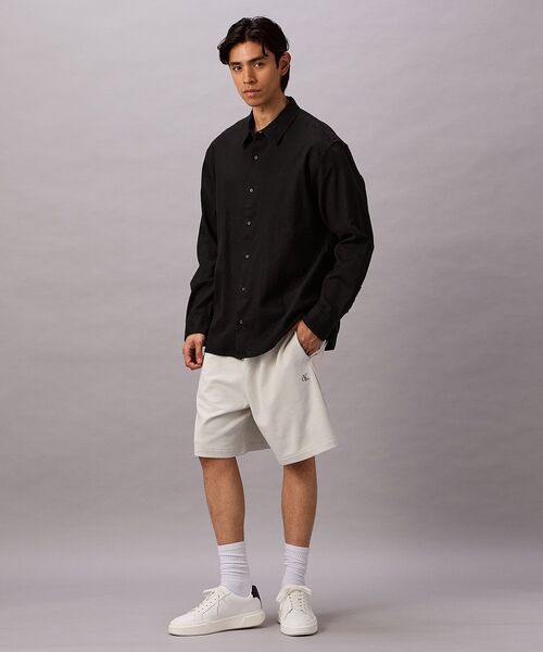 Calvin Klein(カルバン・クライン)の「モノグラム ショートパンツ(その他パンツ・メンズ・ベージュ/ブラック・XL/M/S/L)」の11枚目の写真