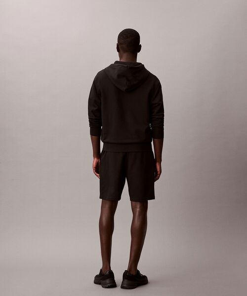 Calvin Klein(カルバン・クライン)の「モノグラム ショートパンツ(その他パンツ・メンズ・ベージュ/ブラック・XL/M/S/L)」の17枚目の写真