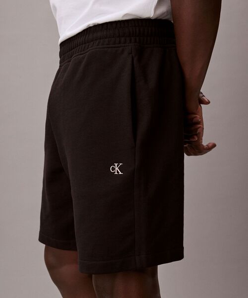 Calvin Klein（カルバン・クライン）の「モノグラム ショートパンツ（その他パンツ・メンズ・ベージュ/ブラック・XL/M/S/L）」の19枚目の写真