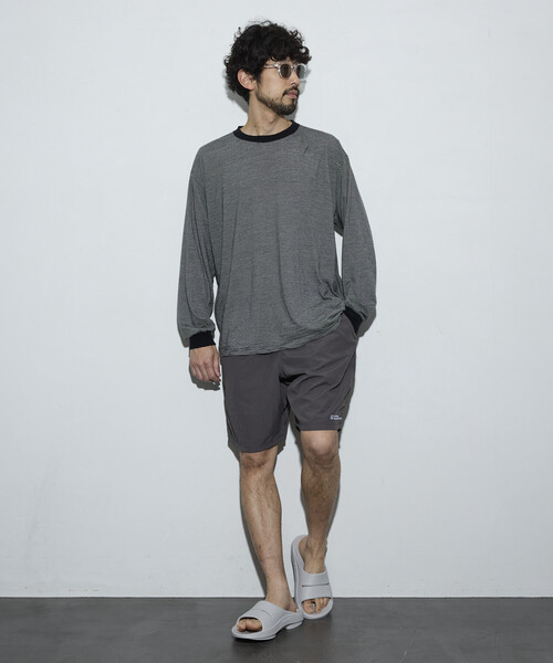 Firsthand（ファーストハンド）の「MA Firsthand/マ ファーストハンド ベーシック ロゴ ナイロン バギーショーツ / BASIC LOGO SHORTS（その他パンツ・レディース・チャコールグレー/ブラック・MEDIUM/SMALL/LARGE）」の6枚目の写真