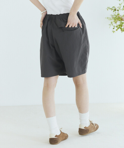 Firsthand（ファーストハンド）の「MA Firsthand/マ ファーストハンド ベーシック ロゴ ナイロン バギーショーツ / BASIC LOGO SHORTS（その他パンツ・レディース・チャコールグレー/ブラック・MEDIUM/SMALL/LARGE）」の22枚目の写真