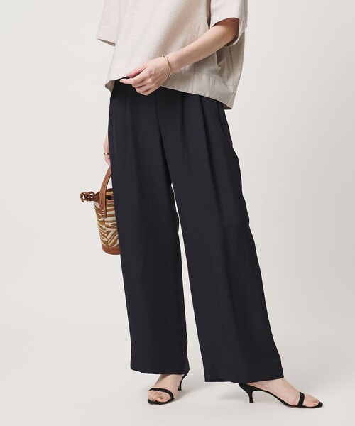 UNITED ARROWS（ユナイテッドアローズ）の「タック イージーパンツ ‐ウォッシャブル‐（スラックス・レディース・ネイビー/ブラック・38/36）」の14枚目の写真