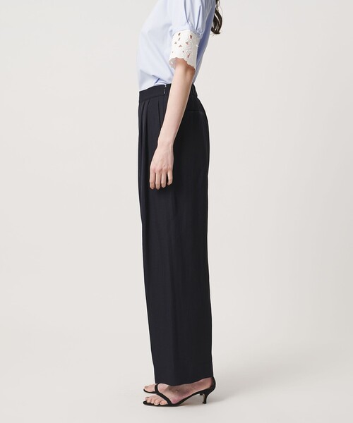 UNITED ARROWS（ユナイテッドアローズ）の「タック イージーパンツ ‐ウォッシャブル‐（スラックス・レディース・ネイビー/ブラック・38/36）」の5枚目の写真