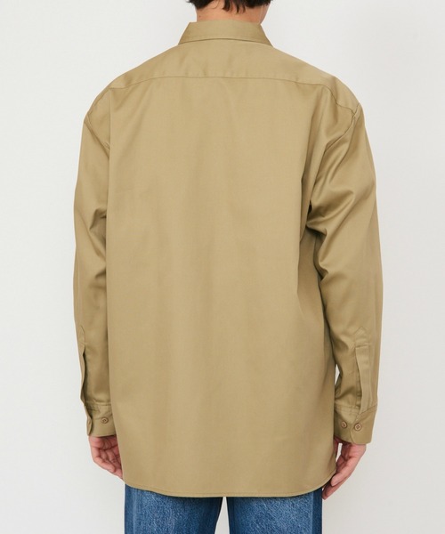 Dickies（ディッキーズ）の「Dickies/ディッキーズ ワークシャツ 長袖 "574"（シャツ/ブラウス・メンズ・ネイビー/ベージュ/ブラック/チャコールグレー・X-LARGE/MEDIUM/LARGE）」の9枚目の写真