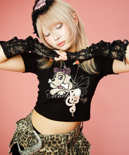 GALFY(ガルフィー)の「【GALFY】ピカピカギャルちゃんバタフライチビTEE / 【ガルフィー】ラインストーンクロップ丈半袖Tシャツ(Tシャツ/カットソー・レディース・オフホワイト/ライトピンク/ブラック・ONE SIZE)」の12枚目の写真
