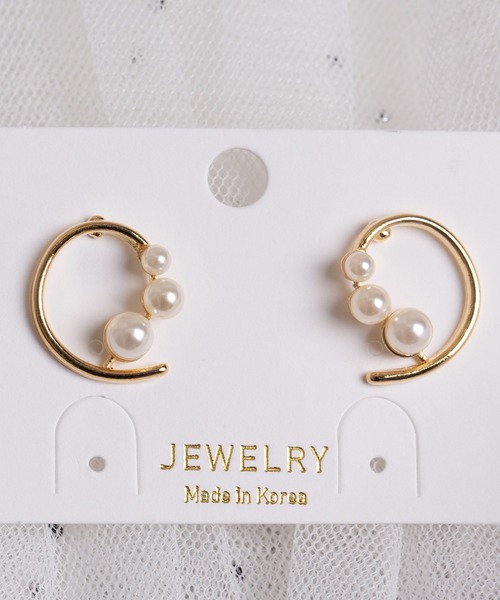 Peony(ピオニー)の「【Peony/ピオニー】フロントサークルパールピアス(ピアス(両耳用)・レディース・ゴールド/シルバー・FREE)」の8枚目の写真