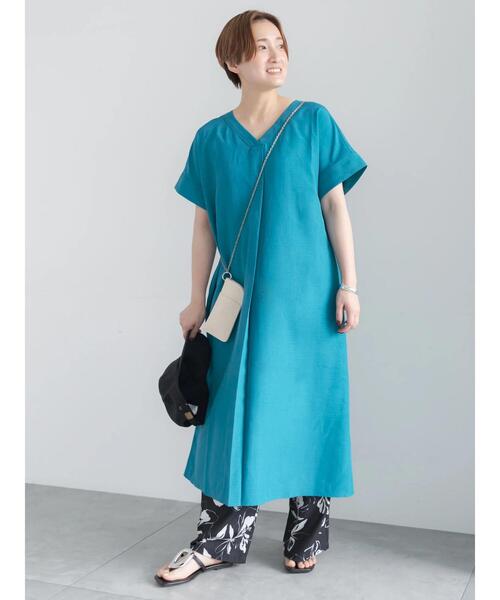 Te chichi(テチチ)の「【接触冷感】麻調サックワンピース《新色追加》(ワンピース・レディース・ブラック/ブラウン/レッド/ブルー/グリーン・F)」の3枚目の写真