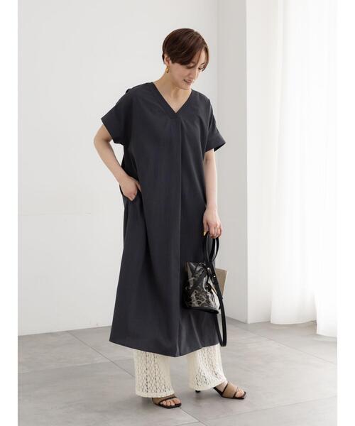 Te chichi（テチチ）の「麻調サックワンピース（ワンピース・レディース・ブラック/ブラウン/レッド/ブルー・F）」の12枚目の写真
