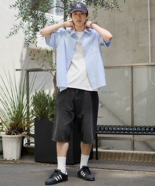 WEGO(ウィゴー)の「WEGO/【26年春夏新作】クロップドSSサッカーストライプシャツ(シャツ/ブラウス・メンズ・ブラック/サックスブルー/ピンク・MEDIUM/LARGE)」の21枚目の写真