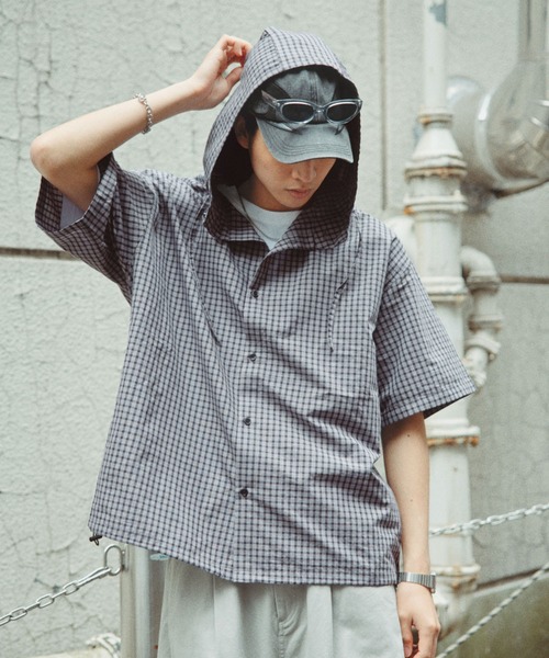 RAGEBLUE(レイジブルー)の「Draw Strings Hood Check Shirt/ドロスト付きフードチェックシャツ(シャツ/ブラウス・メンズ・ブラック/ベージュ/ブルー・FREE)」の5枚目の写真