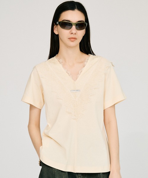 PRANK PROJECT(プランクプロジェクト)の「【2026Summer Pre-Order】VネックレースTシャツ / V-Neck Lace T-Shirt(Tシャツ/カットソー・レディース・グレー/チャコールグレー/アイボリー・FREE)」の2枚目の写真