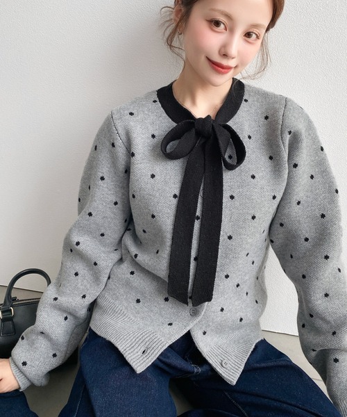 moment+(モーメントプラス)の「衿リボンドットジャガードニットカーディガン(カーディガン/ボレロ・レディース・杢グレー/アイボリー/ブラック・M)」の16枚目の写真