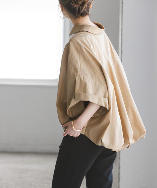 PROVOKE (プロヴォーク)の「PROVOKE/プロヴォーク short-sleeve balloon shirt(シャツ/ブラウス・レディース・ベージュ/ネイビー/ホワイト・FREE)」の2枚目の写真