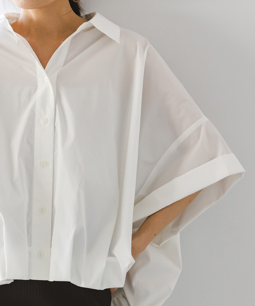 PROVOKE (プロヴォーク)の「PROVOKE/プロヴォーク short-sleeve balloon shirt(シャツ/ブラウス・レディース・ベージュ/ネイビー/ホワイト・FREE)」の5枚目の写真