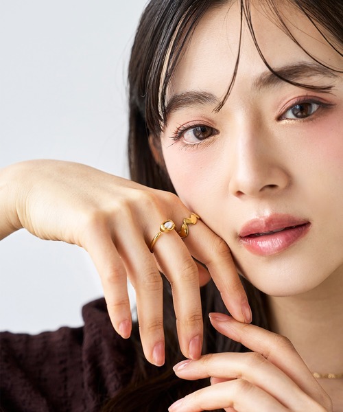 mil(ミル)の「フラットハートステンレスリング【587275】(リング・レディース・シルバー/ゴールド・ONE SIZE)」の9枚目の写真