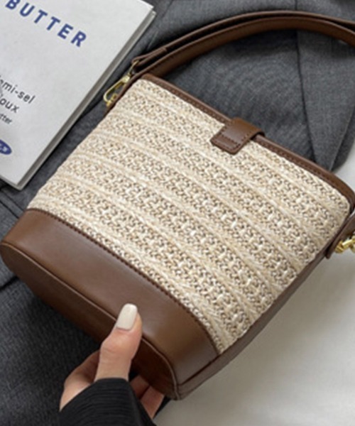 ONEP STAR(ワンピスター)の「2wayカゴ風ショルダーバッグ(ショルダーバッグ・レディース・オフホワイト/ブラウン/カーキ・FREE)」の5枚目の写真