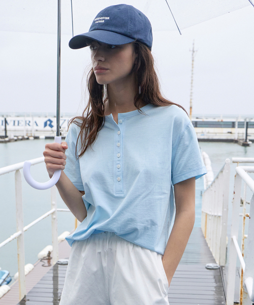 LEVAR(レバー)の「Henley Neck Cotton T-shirt - Bliss Skyblue(Tシャツ/カットソー・レディース・その他・FREE)」の1枚目の写真