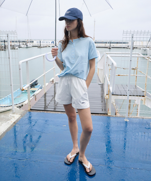 LEVAR(レバー)の「Henley Neck Cotton T-shirt - Bliss Skyblue(Tシャツ/カットソー・レディース・その他・FREE)」の3枚目の写真