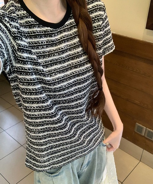 2ly2(トゥーリートゥー)の「ツイード調 ボーダー柄 半袖ニットトップス クルーネック サマーニット プルオーバー(Tシャツ/カットソー・レディース・ブラック・FREE)」の7枚目の写真
