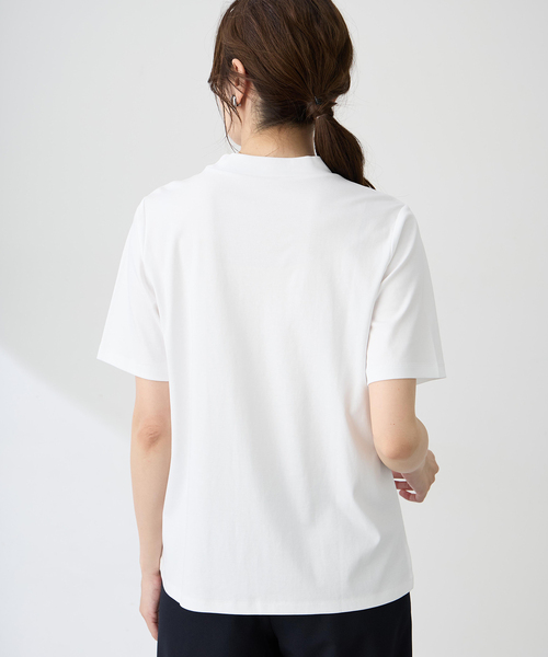 A/C DESIGN BY ALPHA CUBIC(エーシーデザインバイアルファキュービック)の「【ALCOLLAGEプリント】フォトプリントモックネックTシャツ【すごツヤ・UVカット・接触冷感】(Tシャツ/カットソー・レディース・ブラック/オフホワイト/グリーン・M/L/LL/3L)」の6枚目の写真