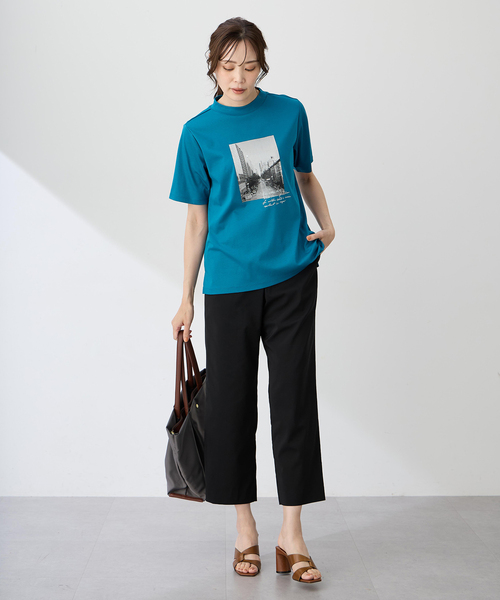 A/C DESIGN BY ALPHA CUBIC(エーシーデザインバイアルファキュービック)の「【ALCOLLAGEプリント】フォトプリントモックネックTシャツ【すごツヤ・UVカット・接触冷感】(Tシャツ/カットソー・レディース・ブラック/オフホワイト/グリーン・M/L/LL/3L)」の16枚目の写真