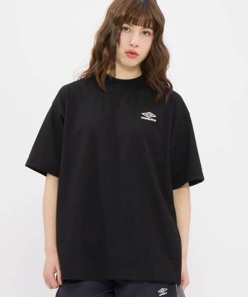 UMBRO(アンブロ)の「umbro/アンブロ 【EC別注】オーバーサイズワンポイントロゴTシャツ(Tシャツ/カットソー・メンズ・ホワイト/ブラック/ネイビー・S/L/O/M)」の21枚目の写真