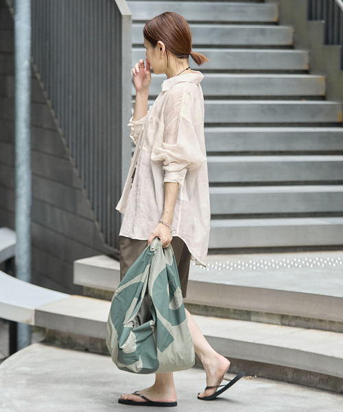 IENA(イエナ)の「《セットアップ対応/追加》ラミーレギュラーカラーシャツ(シャツ/ブラウス・レディース・ブラック系その他/ホワイト/ピンク/サックスブルー・FREE)」の21枚目の写真