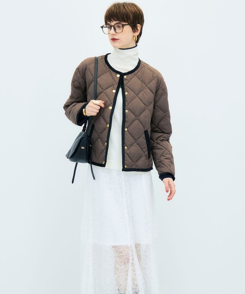 NOLLEY’S(ノーリーズ)の「【TAION×LIMONTA】別注ベロアパイピングショートダウン(ダウンジャケット/コート・レディース・ネイビー/カーキ/ブラック・FREE)」の4枚目の写真