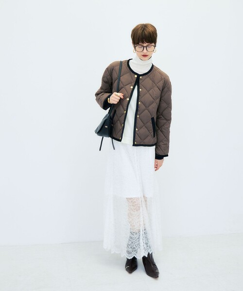 NOLLEY’S(ノーリーズ)の「【TAION×LIMONTA】別注ベロアパイピングショートダウン(ダウンジャケット/コート・レディース・ネイビー/カーキ/ブラック・FREE)」の6枚目の写真