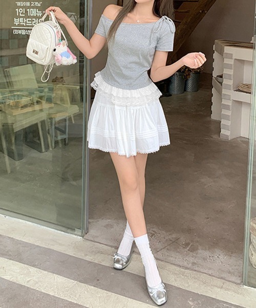 Miniministore(ミニミニストア)の「オフショルTロゴtシャツ肩リボントップス(Tシャツ/カットソー・レディース・ホワイト/ブラック/グレー・FREE)」の13枚目の写真
