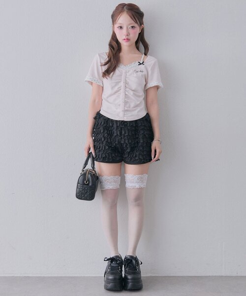 OLIVE des OLIVE(オリーブデオリーブ)の「レースフリルショートパンツ(その他パンツ・レディース・オフホワイト/ブラック・FREE)」の9枚目の写真