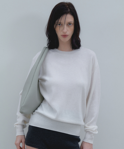108POUND(108パウンド)の「Everyday Crew Neck Sweater_Ivory(ニット/セーター・レディース・その他・FREE)」の1枚目の写真