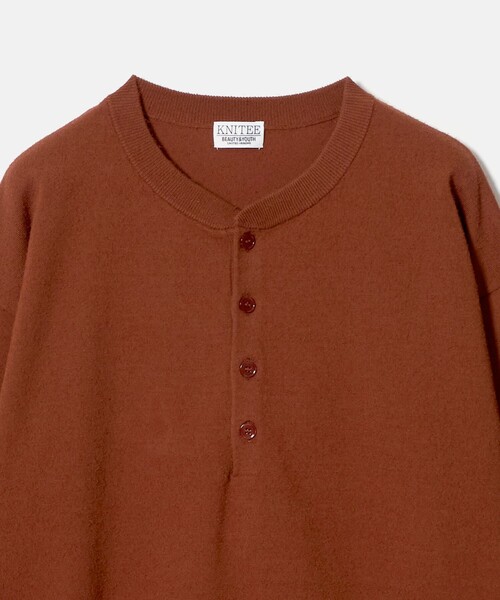 BEAUTY&YOUTH UNITED ARROWS(ビューティーアンドユースユナイテッドアローズ)の「KNITEE フェザー コットン ヘンリーネック ニット Tシャツ ウォッシャブル(ニット/セーター・メンズ・ダークオレンジ/ダークブラウン・XL/L/M/S)」の12枚目の写真