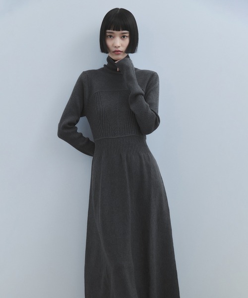 ADAM ET ROPE'（アダムエロペ）の「【WEB限定】・【定番】MIXパターンニットワンピース（ワンピース・レディース・ダークブラウン/ブラック/チャコールグレー/ブルー/キャメル・FREE）」の14枚目の写真
