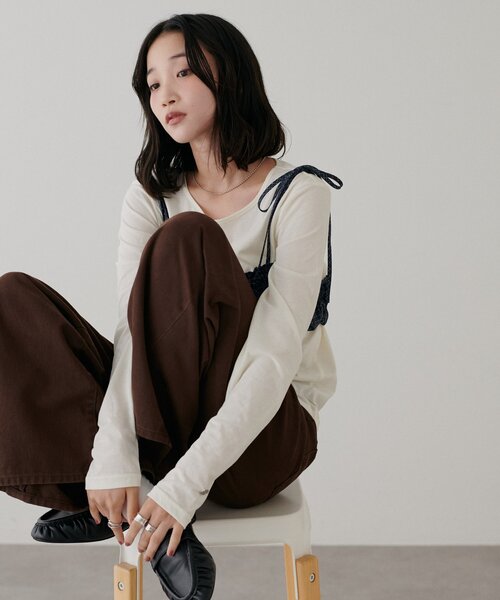 DISCOAT(ディスコート)の「プレート付きロングスリーブ(Tシャツ/カットソー・レディース・レッド/アイボリー/ブラウン/ブラック・FREE)」の11枚目の写真