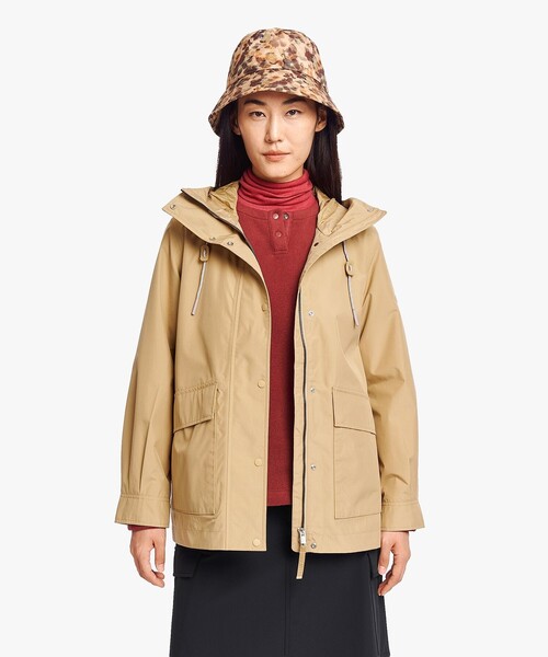 AIGLE(エーグル)の「GORE-TEX ゴアテックス 防水 防風 透湿 2レイヤー フィッシュテールフーデッドジャケット(マウンテンパーカー・レディース・ベージュ/セージグリーン/ブラック・36/40/38/42)」の4枚目の写真