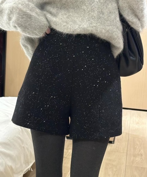 deux amour(ドゥーザムール)の「ラメ入りショートパンツ(その他パンツ・レディース・ブラック/グレー・M/L)」の2枚目の写真