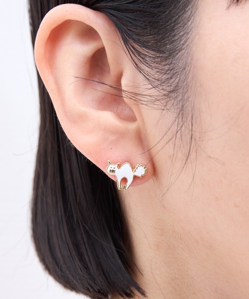 gargle(ガーグル)の「gargle ガーグル:アニマルシリーズ シャーネコ 猫 キャット ピアス(ピアス(両耳用)・レディース・ホワイト/ブラック・FREE)」の4枚目の写真