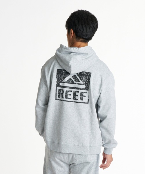 REEF(リーフ)の「REEF メンズ THE CORE HOODIE 擦れロゴスウェットパーカー /抗菌防臭 【2026年秋冬モデル】/リーフバックプリントフーディー(スウェット・メンズ・イエロー/ブルー/ヘザーグレー/ブラック・LARGE/MEDIUM/X-LARGE)」の2枚目の写真