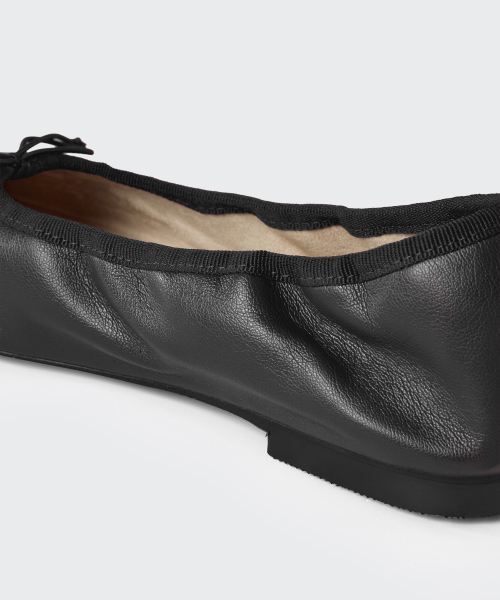 MUSINSA STANDARD WOMAN（ムシンサスタンダードウーマン）の「ウィメンズシャーリングバレリーナフラットシューズ[ブラック]（バレエシューズ・レディース・その他・23cm/23.5cm/24cm/24.5cm/25cm）」の7枚目の写真