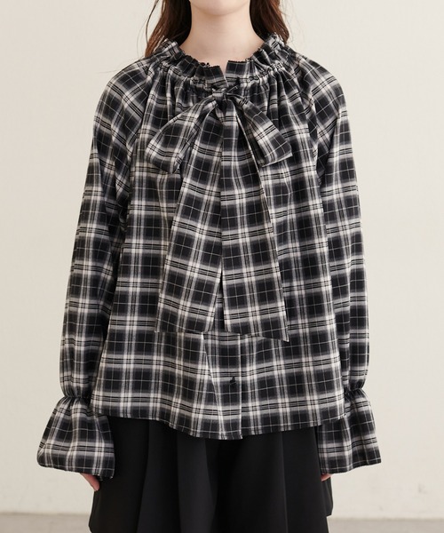 natural couture(ナチュラルクチュール)の「2WAYリボン衿ブラウス(シャツ/ブラウス・レディース・ブラック/オフホワイト/ブラウン系その他/ブラック系その他・FREE)」の11枚目の写真